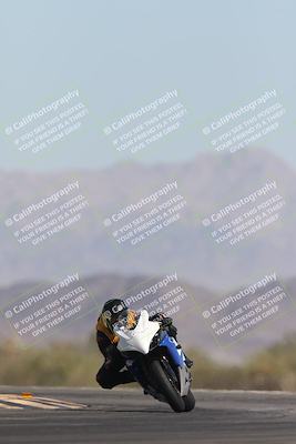 media/Oct-26-2025-Race Pace (Sun) [[c1447ca738]]/Non Verified (1st 20 Minutes of every Hour)/4-Turn 14 (1110am)/